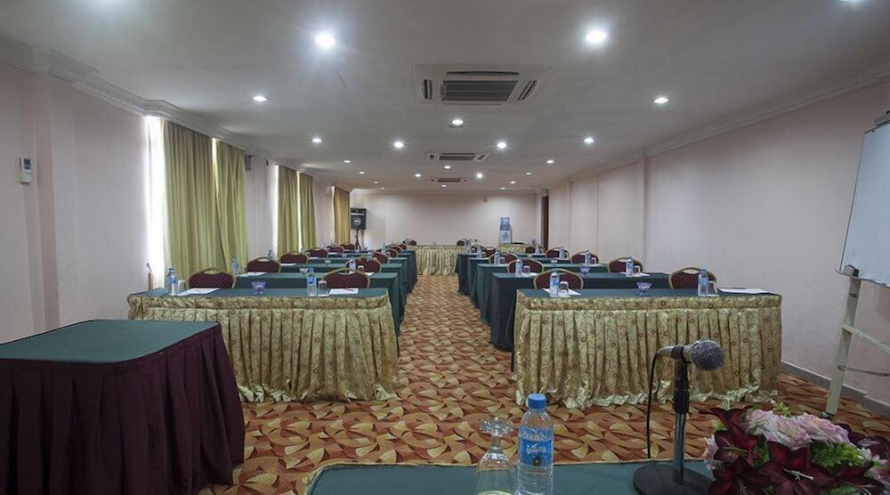 Hotel Seri Malaysia Bagan Lalang Sepang Ngoại thất bức ảnh